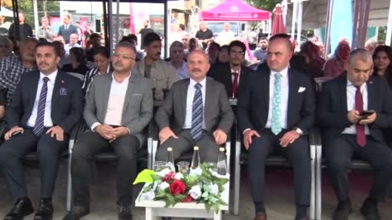 adnan menderes anısına koçarlı’da buluşma: hafıza, söylem ve değerlendirmeler