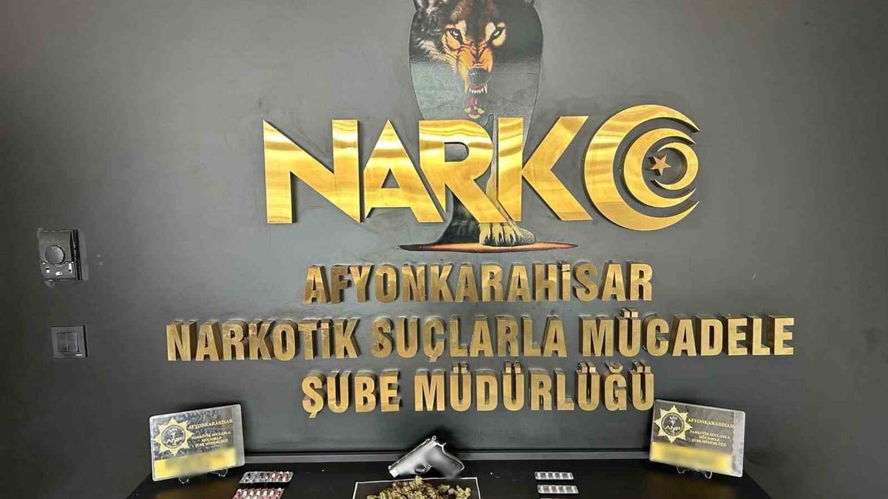 Afyonkarahisar'da sağlık zincirine darbe: hastane personeline uyuşturucu ve sahtecilik operasyonu