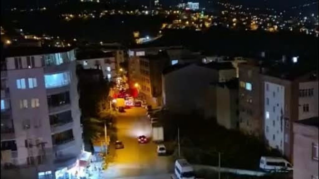 Ağabeyine ateş açıp polise silah doğrultan şüpheli adliyeye sevk edildi