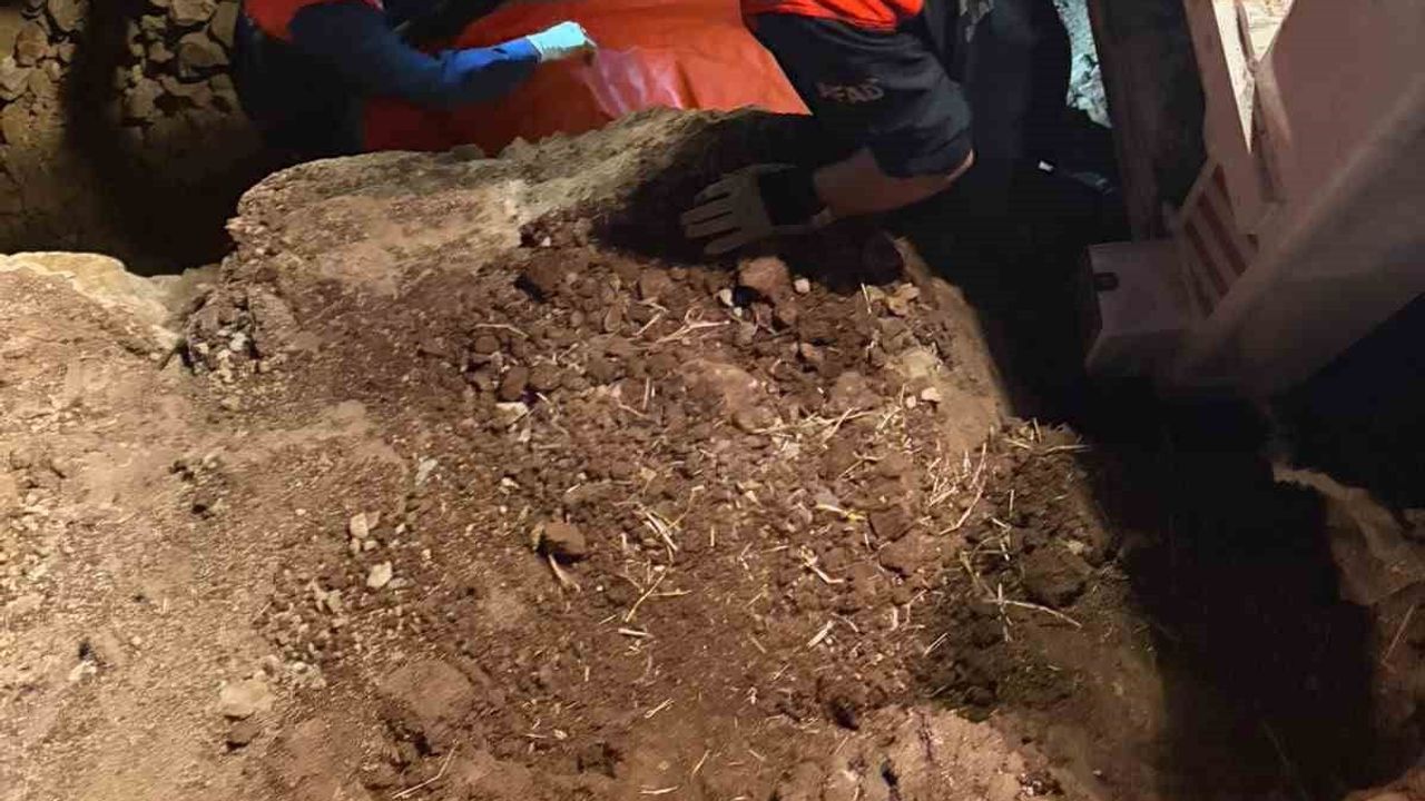 Ağın'da boru hattı kazısında göçük: bir işçi yaşamını yitirdi
