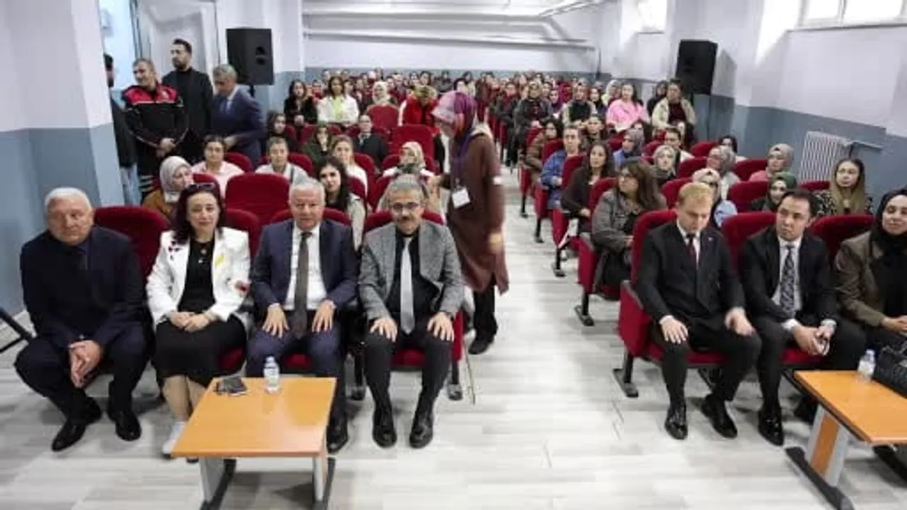 Aileler ve okullar aynı hedefte: eşgüdümle bağımlılıkla mücadele çağrısı