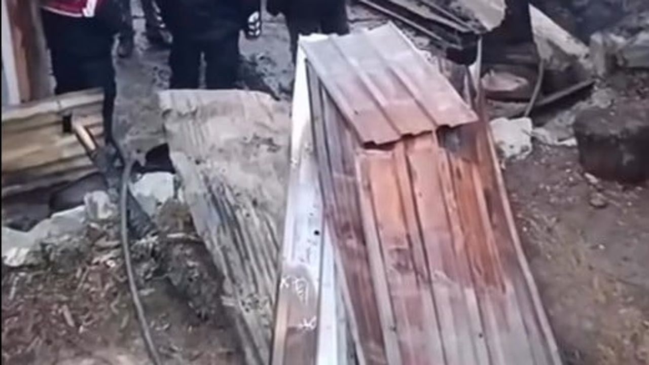 Akçakese köyünde fırın yangını sonucu yapı kullanılamaz hale geldi