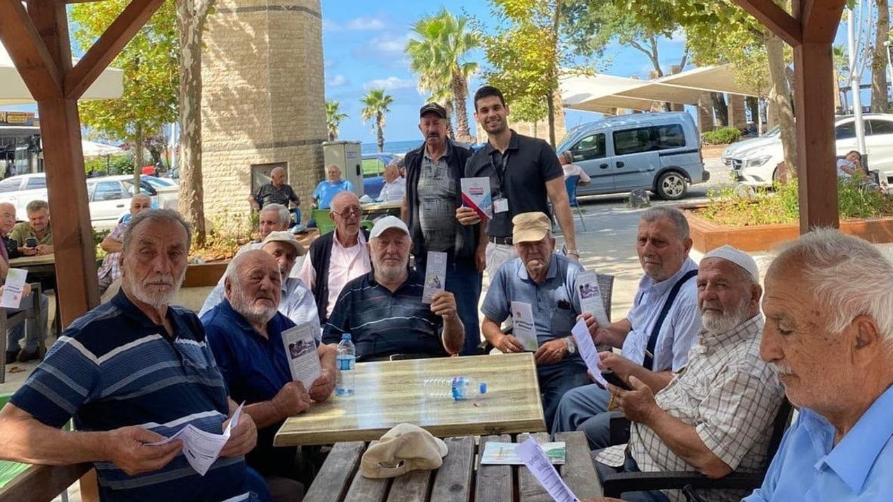 Akçakoca'da cami avlusunda bağımlılıklara karşı farkındalık