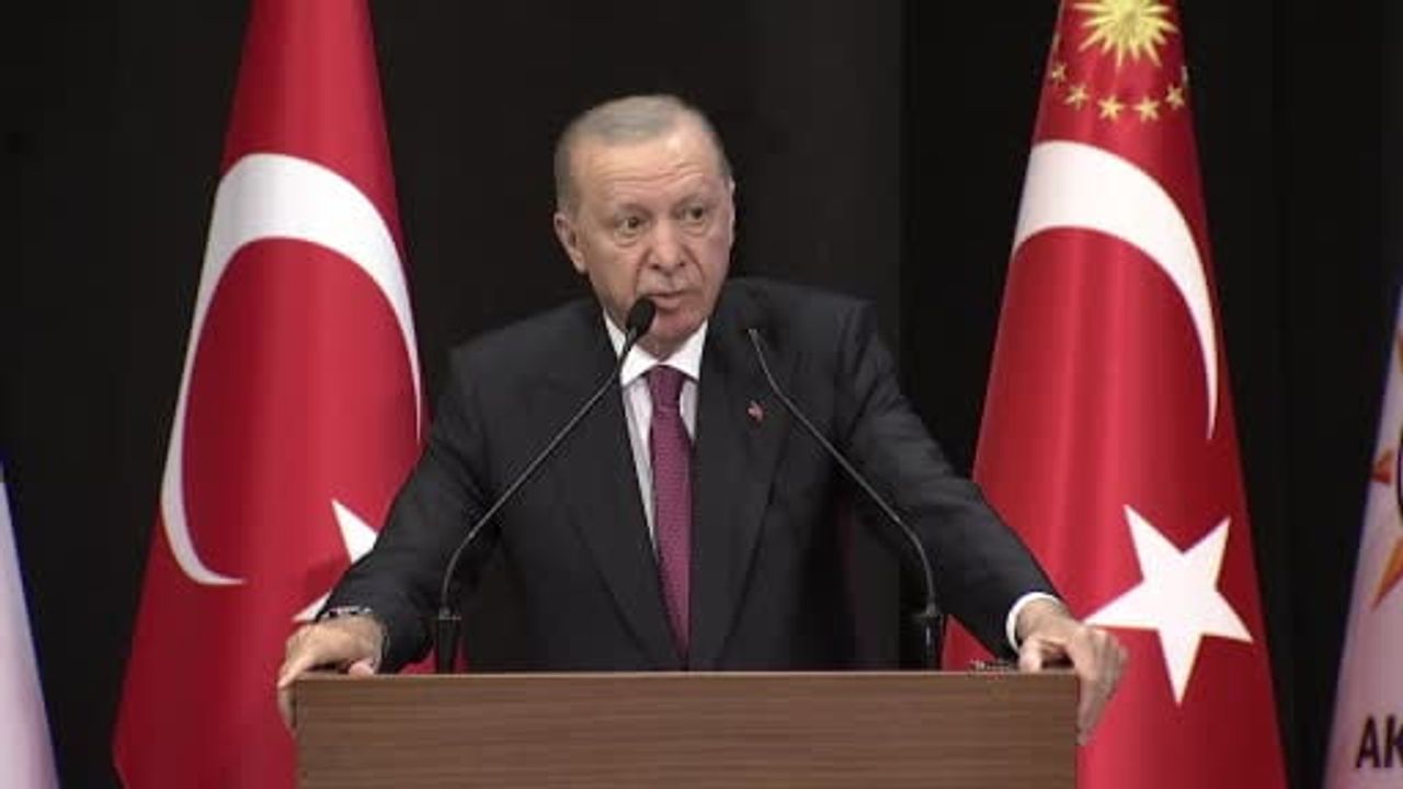 Aklık vurgusu: Erdoğan'dan parti içinde disiplin ve sadakat mesajı