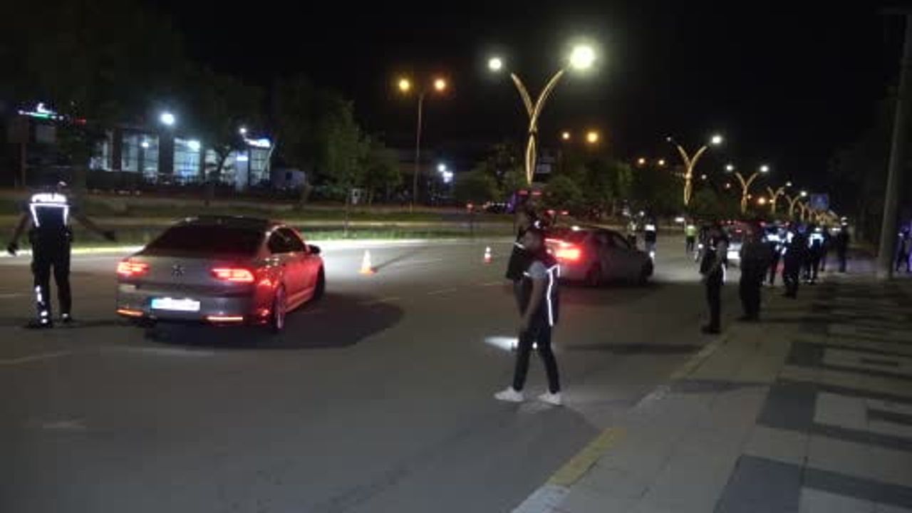 Aksaray'da huzur için geniş çaplı araç ve şahıs denetimi