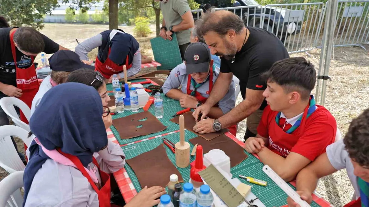 Aktopraklık höyük arkeopark'ta geçmişe yoğun ilgi