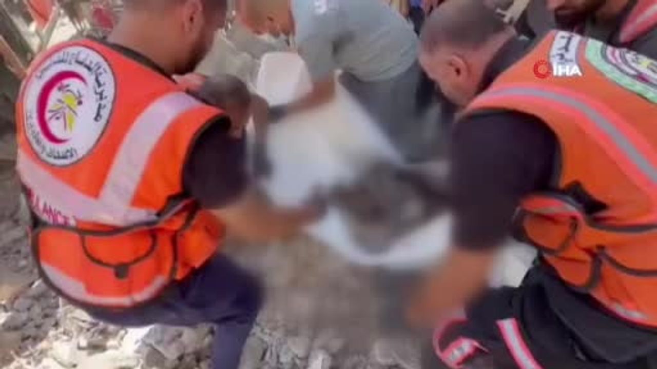 Al-Daraj'da enkazdan 28 ceset çıkarıldı, kurtarma çalışmaları aksıyor