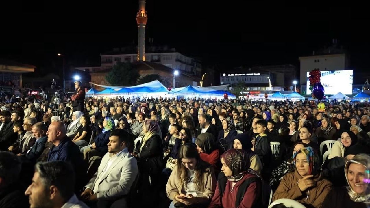 Alaca'da beş günlük festival coşkusu İsmail Altunsaray'la taçlandı