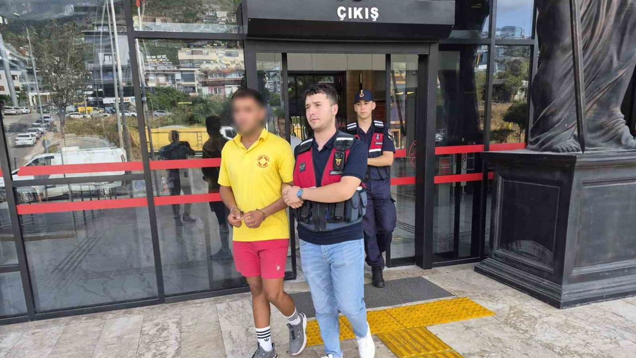 Alanya'da markette kavga bıçaklı saldırıya dönüştü