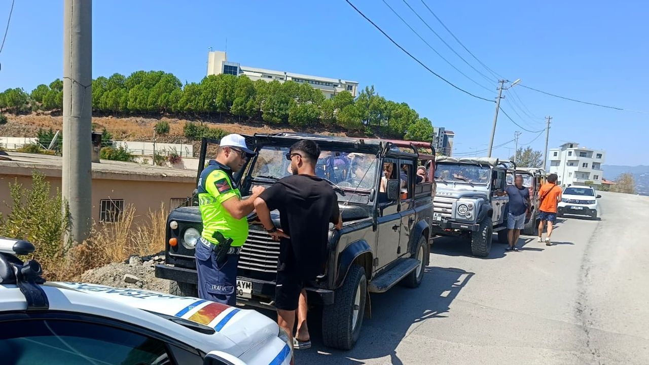 Alanya'da safari denetiminde 5 araca 233 bin lira ceza