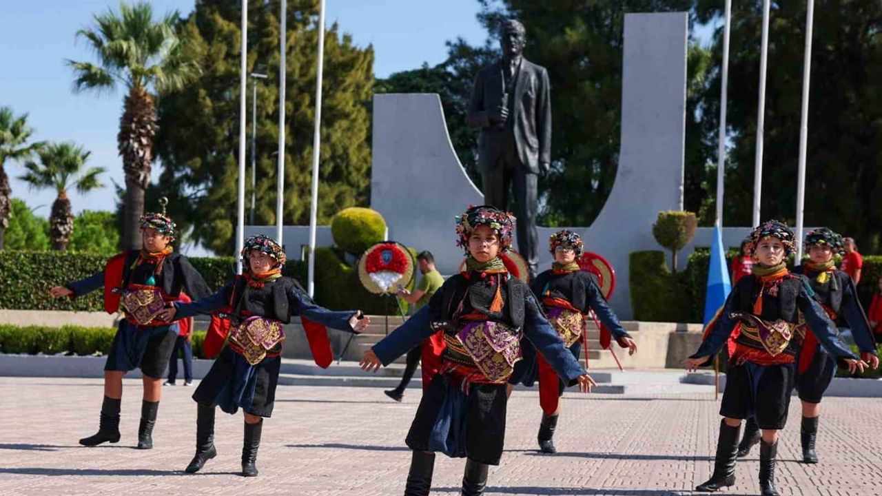 Aliağa’da kurtuluşun 104. yılı birlik ve saygıyla anıldı