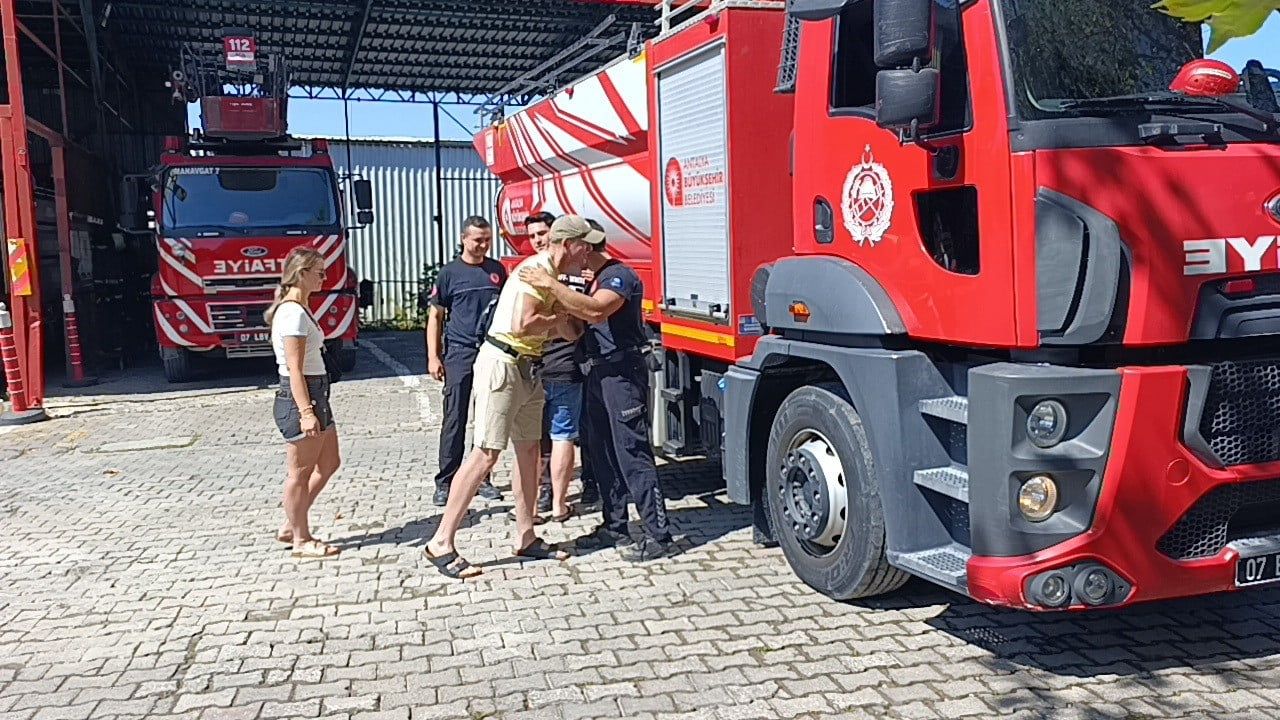 Alman itfaiyeciden Manavgat'ta mesleki dayanışma ziyareti