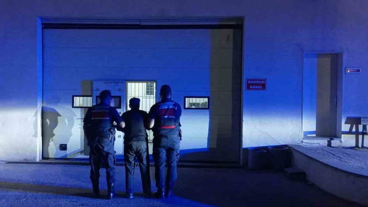 Alpu'da miras kaçakçılığına darbe: çok sayıda tarihi eser ve ruhsatsız tüfek ele geçirildi