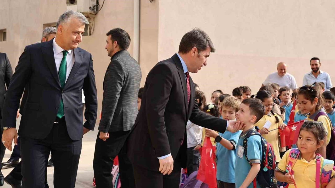 Amasya'da yeni eğitim yılı 51 bin 231 öğrencinin dönüşüyle başladı