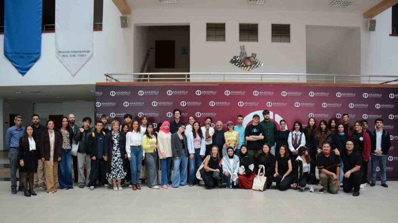 Anadolu'da değişim dönemi başladı: gelen öğrencilere rehberlik ve sosyal ağ desteği