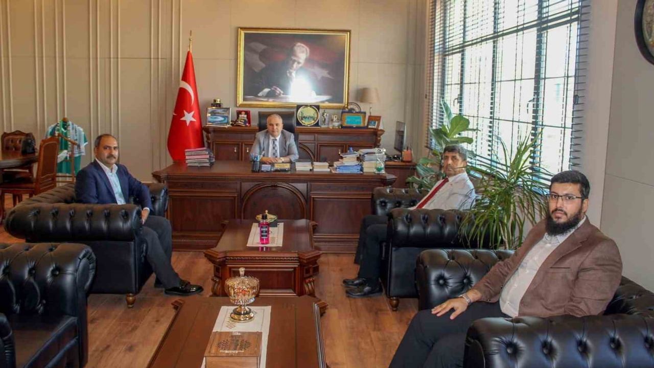 Anamur’dan iki din görevlisi müftülüğe yükseldi
