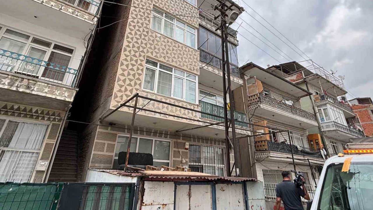 Ankara'da tartışma sonrası üç kişiyi öldüren zanlının komşusu olay anını ve son sözlerini anlattı