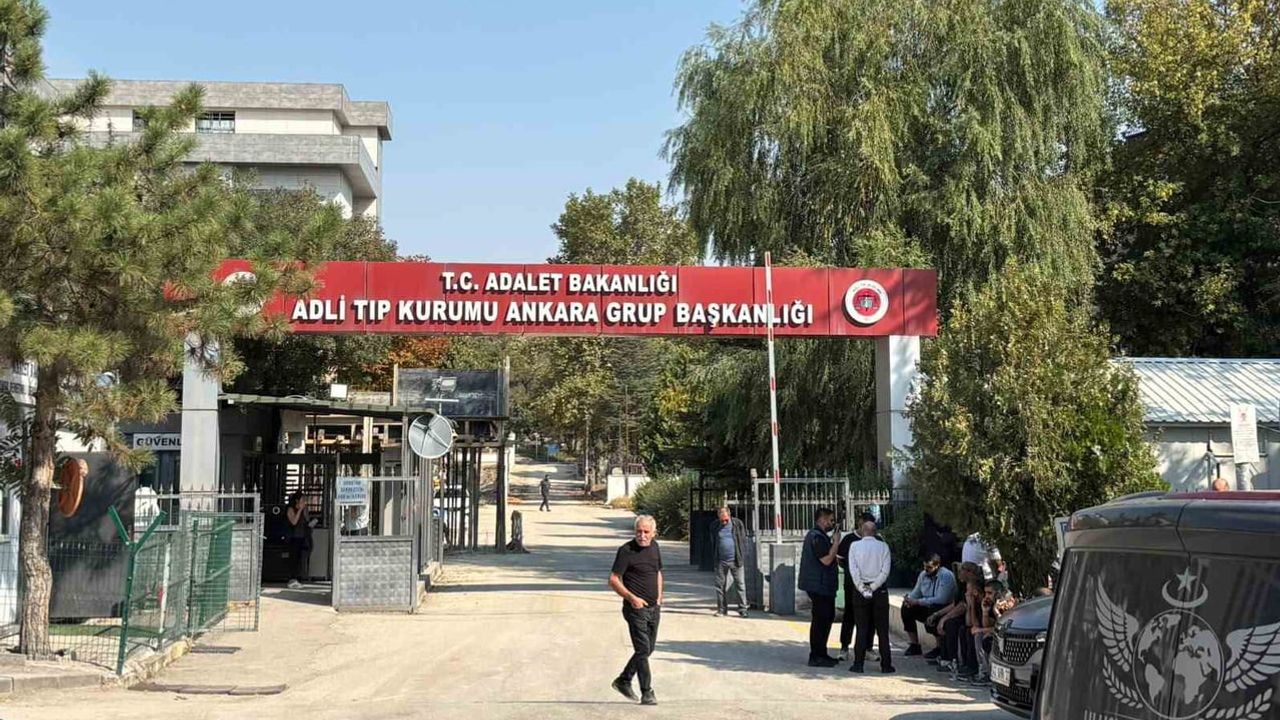 Ankara'da üç kişinin öldüğü olayın zanlısı polis çağrısına uymayıp intihar etti