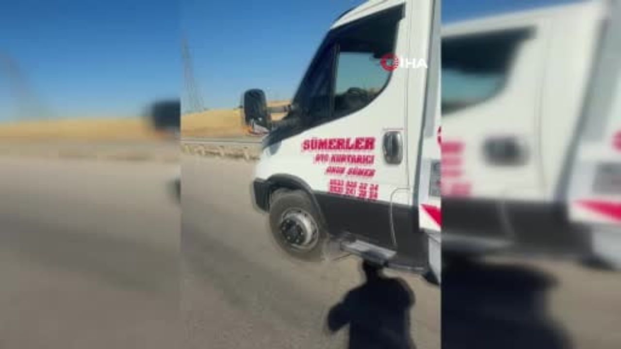 Ankara-İstanbul yolunda tankerin devrilmesine yol açan çarpışma: iki yaralı