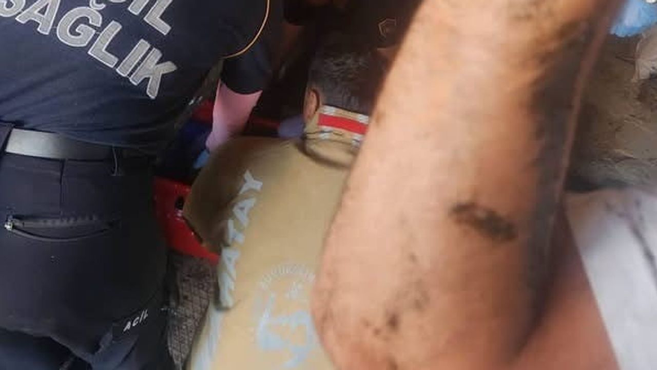 Antakya'da Güzelburç'ta yük asansörü kazası: ekipler bir kişiyi kurtardı