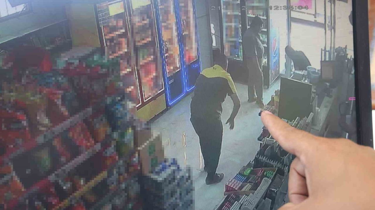 Antakya'da jöle şeker boğazına kaçan kişiye Heimlich manevrası hayat verdi