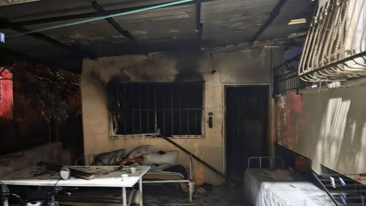 Antakya Kuzeytepe'de çıkan ev yangını kontrol altına alındı