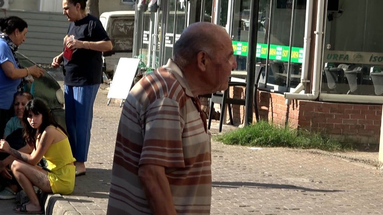 Antalya'da Sinan Mahallesi'nde mutfak yangını üç kişi dumandan etkilendi