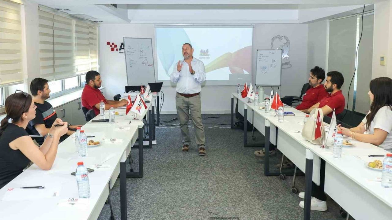 AOSB akademi'de liderlik ve kalıcı büyüme için uygulamalı eğitimler