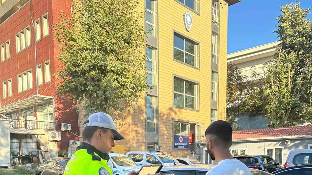 Arkadaş grubuna attığı video yakalattı: Başakşehir'de kiralık araçla drift yapan sürücüye 140 bin lira ceza