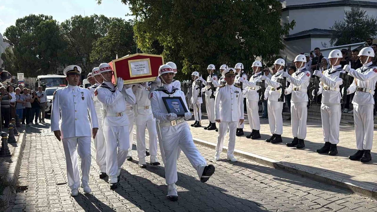 Askeri törenle uğurlandı: Atalay Tokat Menteşe'de toprağa verildi