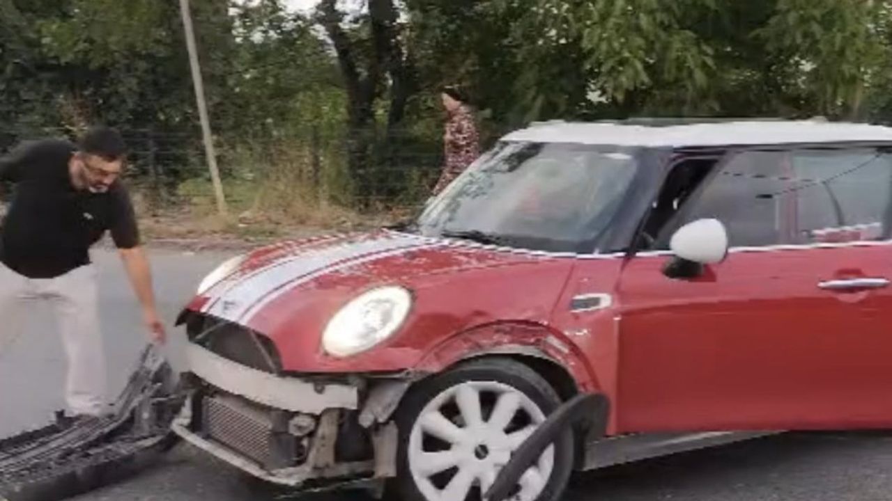 Atakum'da kavşakta çarpışma: motosiklet sürücüsü yaralandı