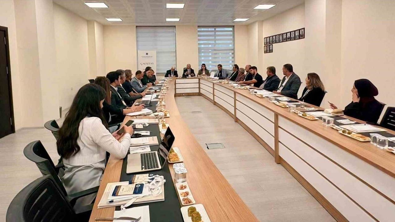 Atatürk Üniversitesi çalıştayında kültürel mirasın yüz yıllık birikimi ve gelecek önerileri masaya yatırıldı