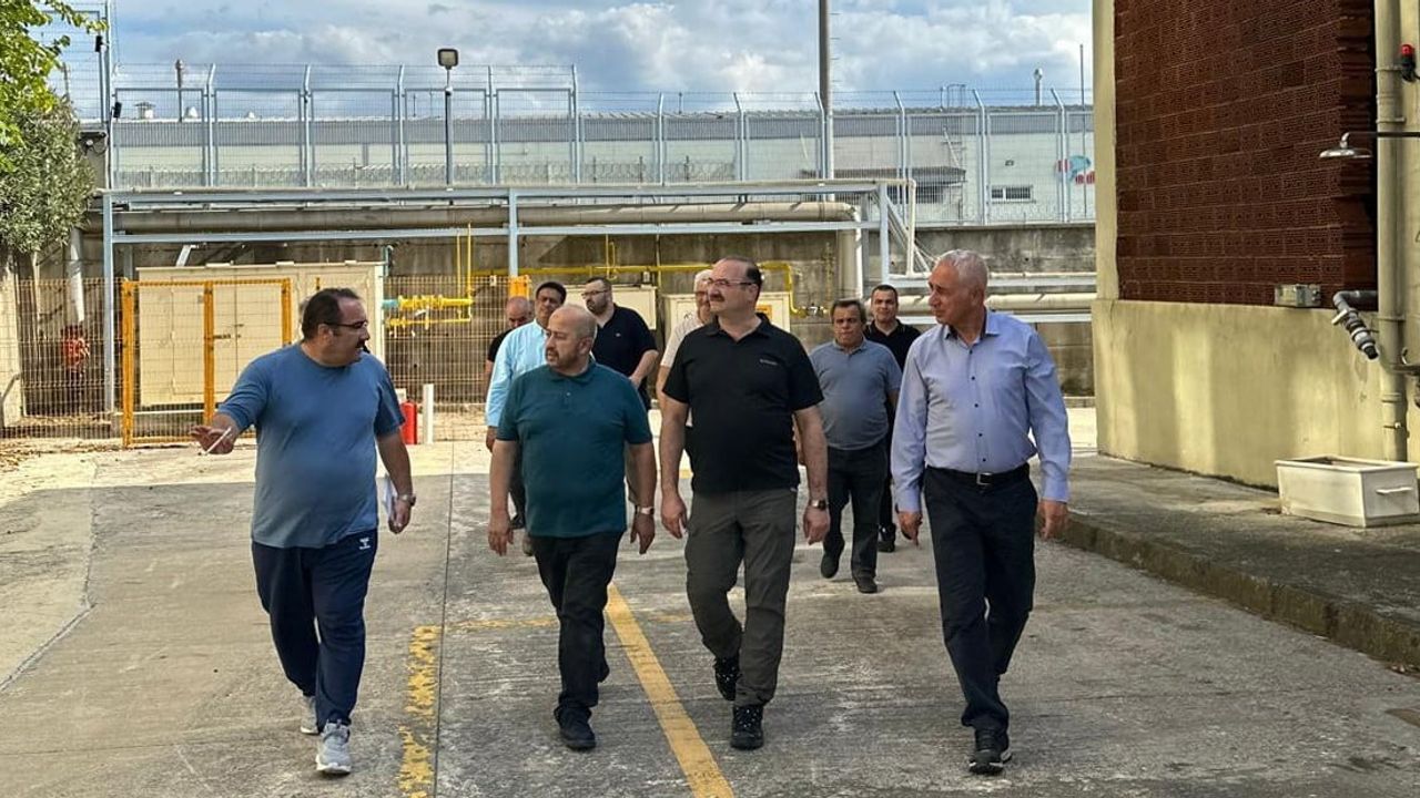 Atatürk Üniversitesi'ne geçen ilaç hammadde merkezinde yerli üretim hedefi