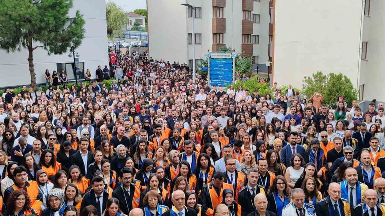 Avrasya’da eğitim hedefleri büyüyor: 10 bine koşan üniversite yeni döneme başladı