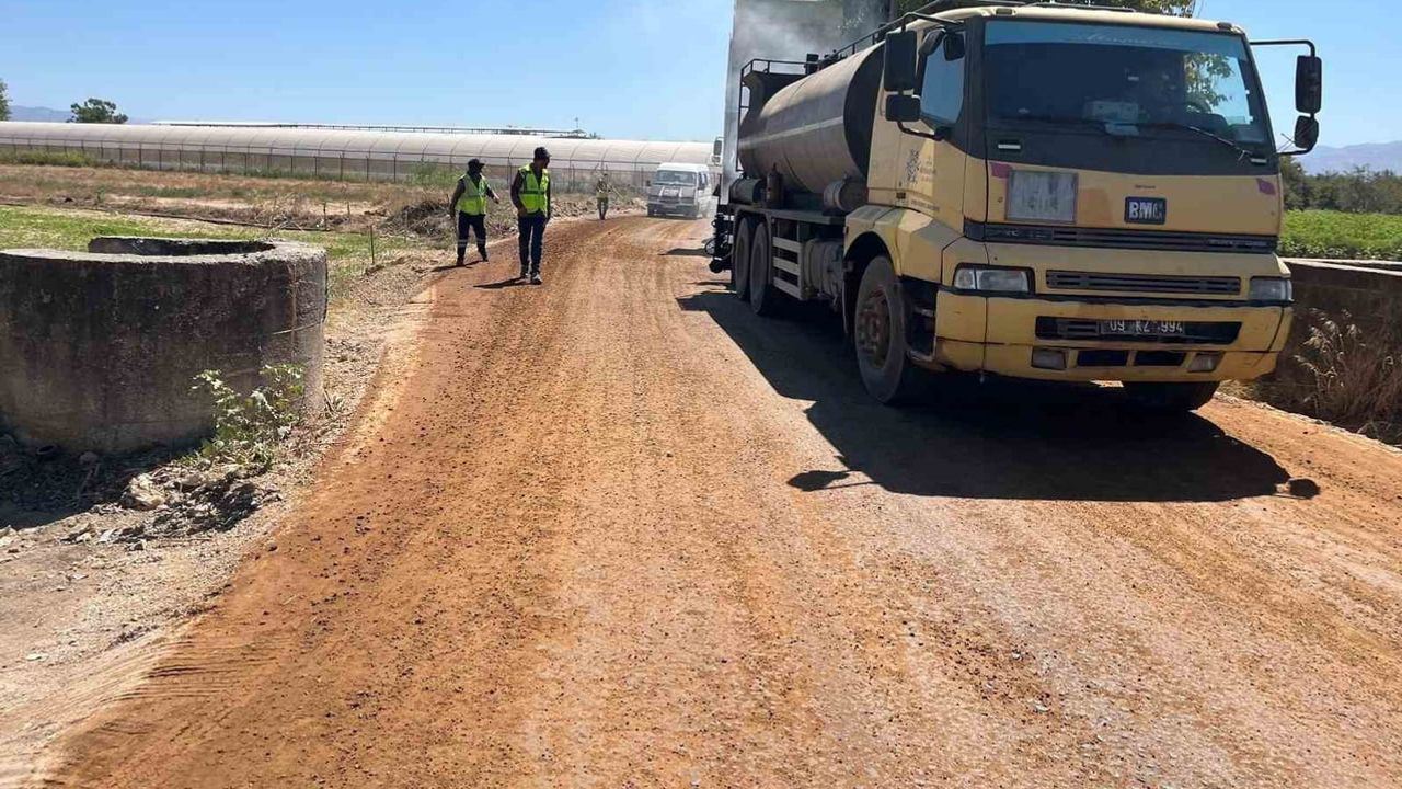 Aydın'da 17 ilçede eş zamanlı yol seferberliği
