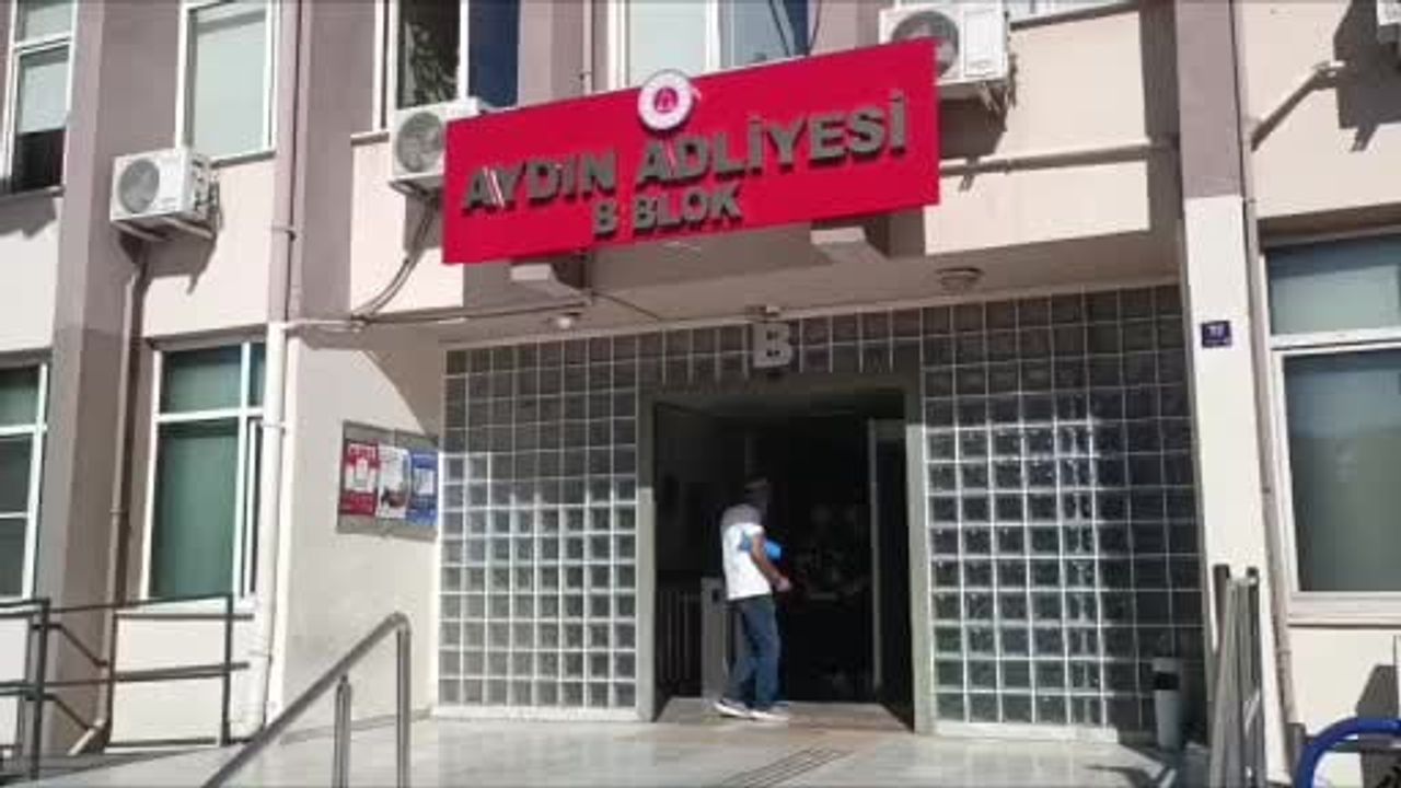 Aydın'da beş adrese eş zamanlı operasyon: büyük miktarda tütün ve alkol ele geçirildi