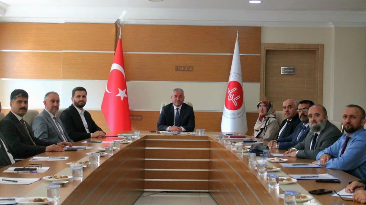 Aydın’da din ve eğitim hizmetleri ilçe bazında masaya yatırıldı