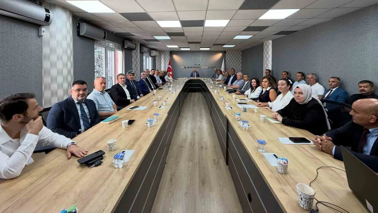 Aydın'da gençlik ve spor hizmetlerinde koordinasyon vurgusu