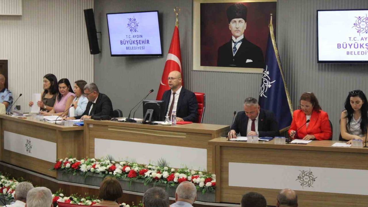 Aydın'da toplu taşımada yeni dönem: taksi ve servis ücretlerinde tavan belirlendi