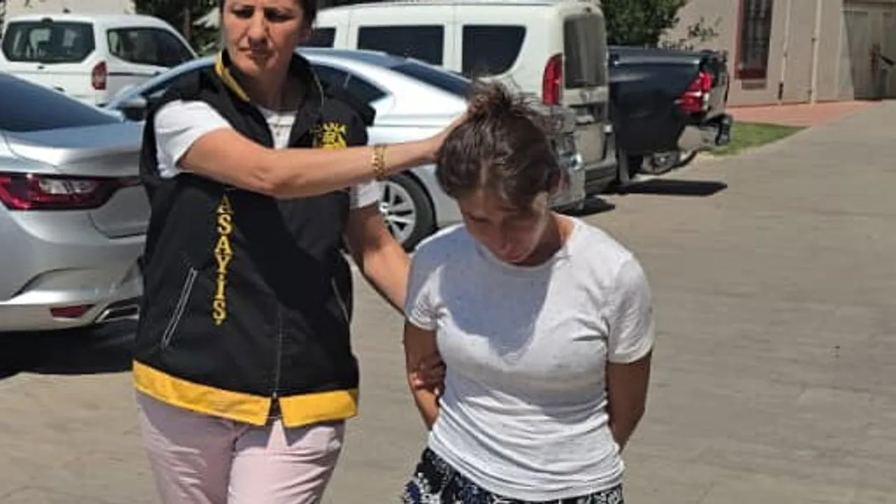 aynı eve ikinci kez girerken yakalandılar: sara numarası ve yardım iddiası