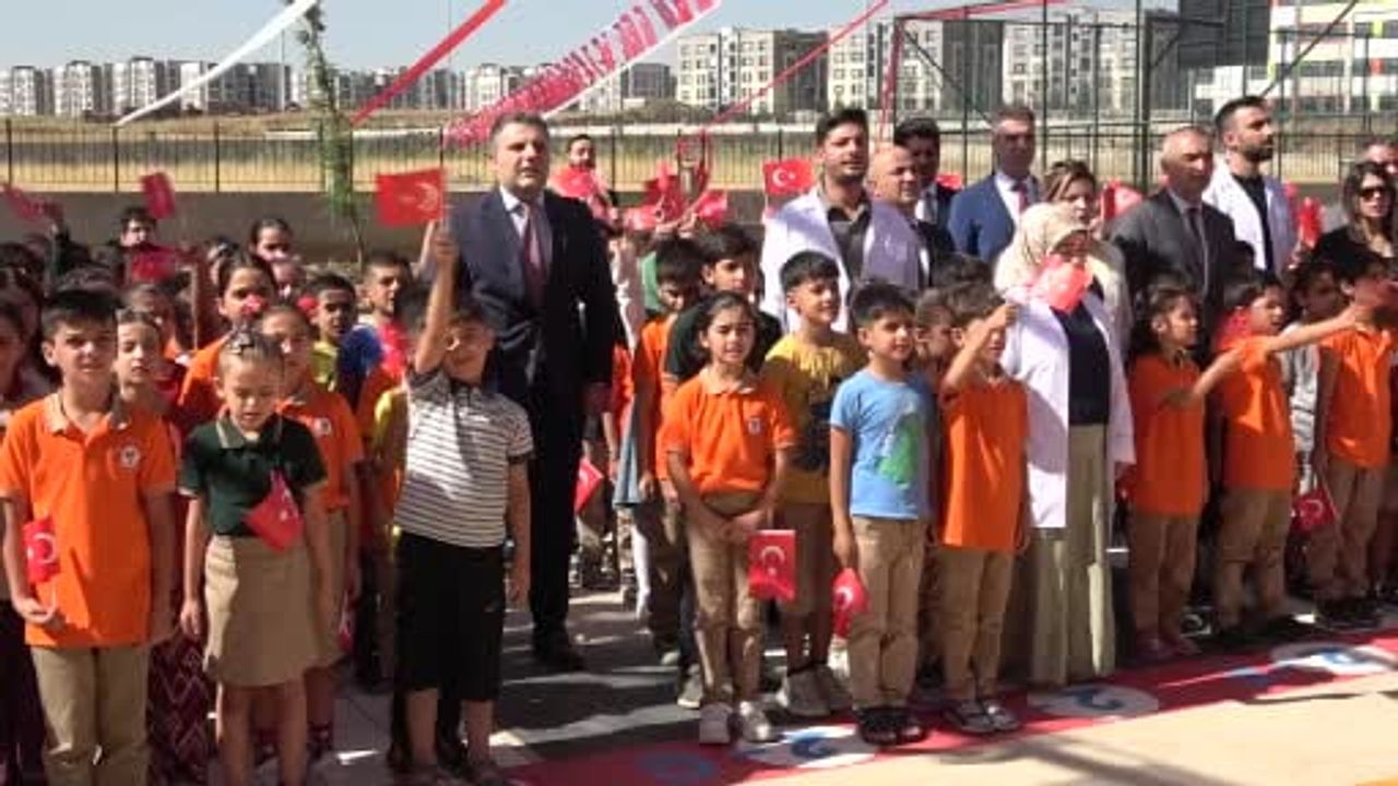 Bağlar’da ilköğretim haftası: çocukların geleceğine vurgu yapıldı
