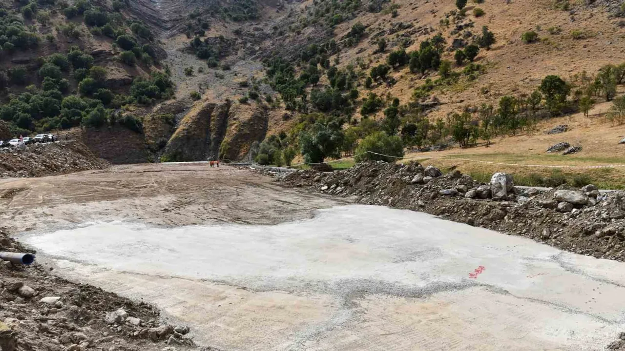 Bahçesaray'da Avrupa standartlarında alabalık kuluçka merkezi kuruluyor