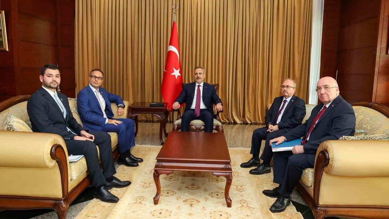 Bakan Fidan ve TÜRKPA genel sekreteri Bakü'de iş birliğini değerlendirdi