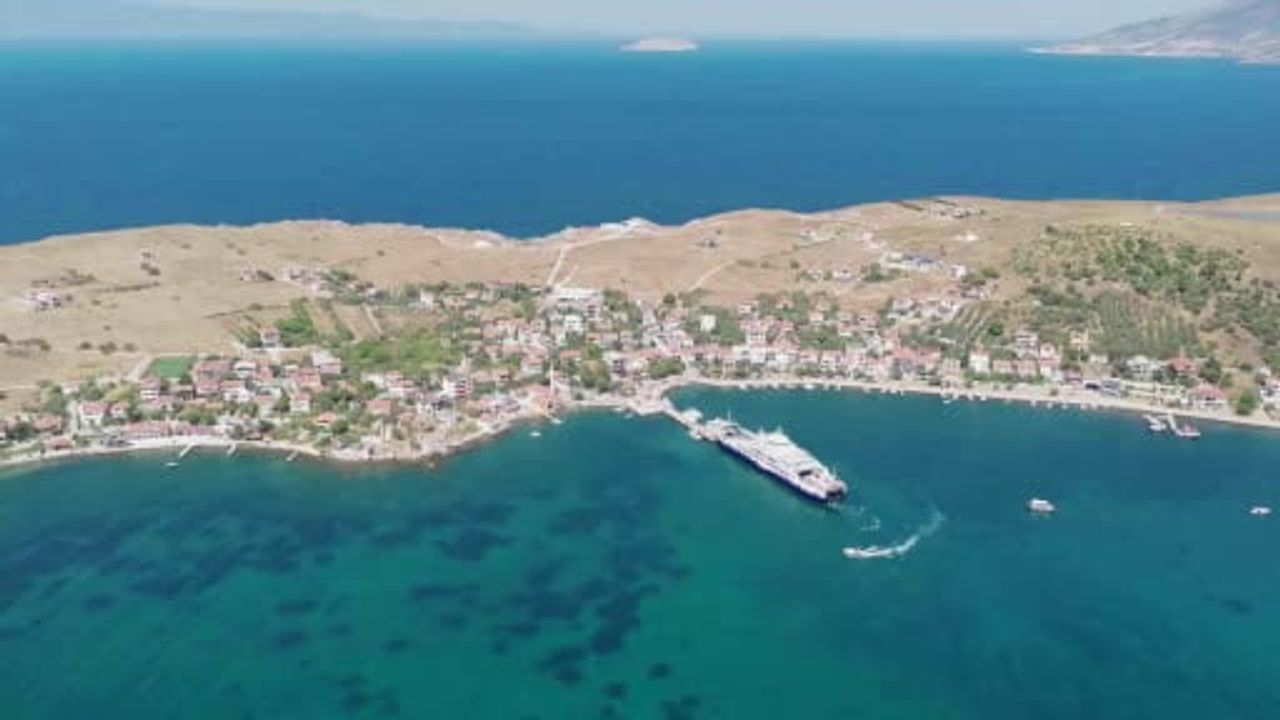Bakan Göktaş KALBEN Çocuk Köyü'nde çocuklarla atölye yaptı