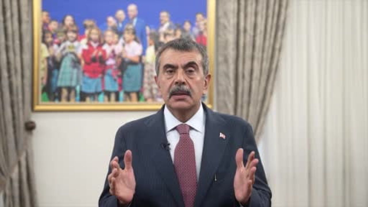Bakan Yusuf Tekin'den umut ve teşekkürle başlayan yeni eğitim yılı mesajı