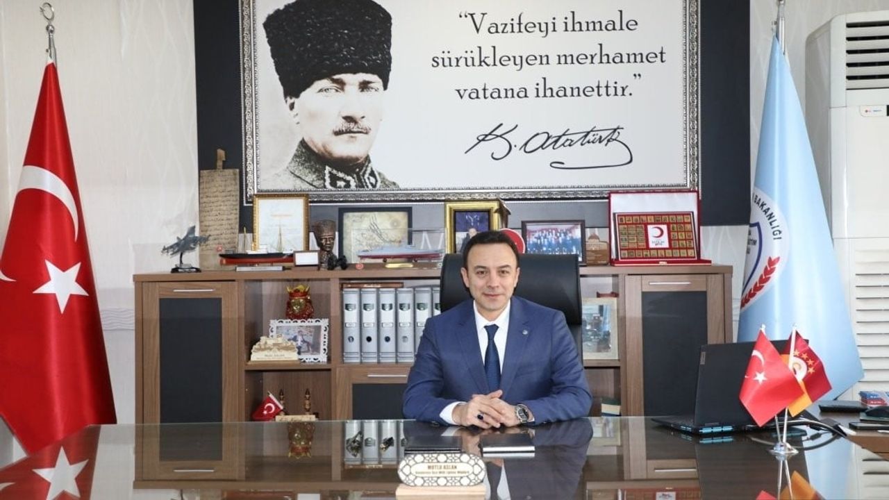 Balıkesir'de dört ilçede ilçe milli eğitim müdürleri görev yerlerini değiştirdi