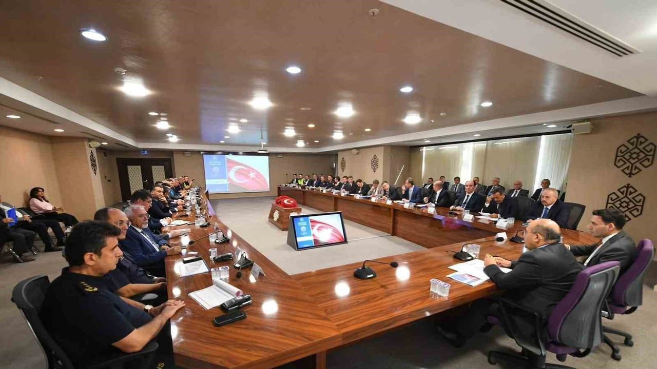 Balıkesir'de yeni döneme güvenlikle hazırlanılıyor