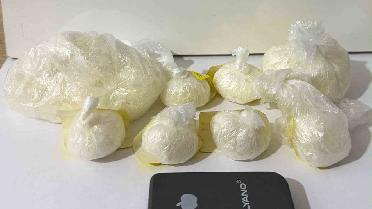 Bandırma uygulamasında kaçan sürücü 153,57 gram metamfetaminle yakalandı