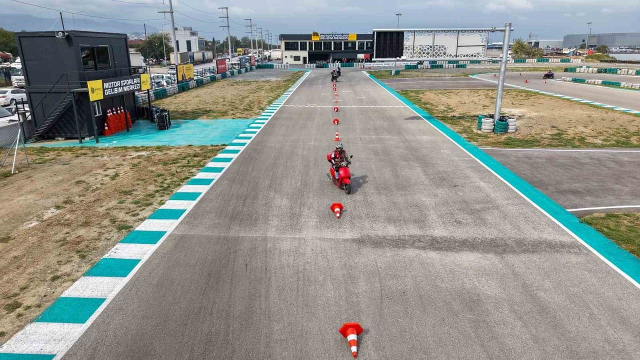 Başiskele’de güvenli sürüşe ücretsiz adım: motosiklet eğitimi başladı