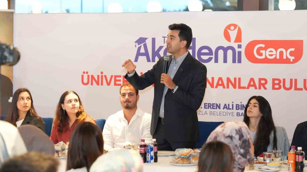 Başkan Bingöl gençlerin üniversite hayaline ortak oldu